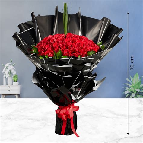 Online Ravishing Red Roses Premium Bouquet T Delivery In Singapore Fnp