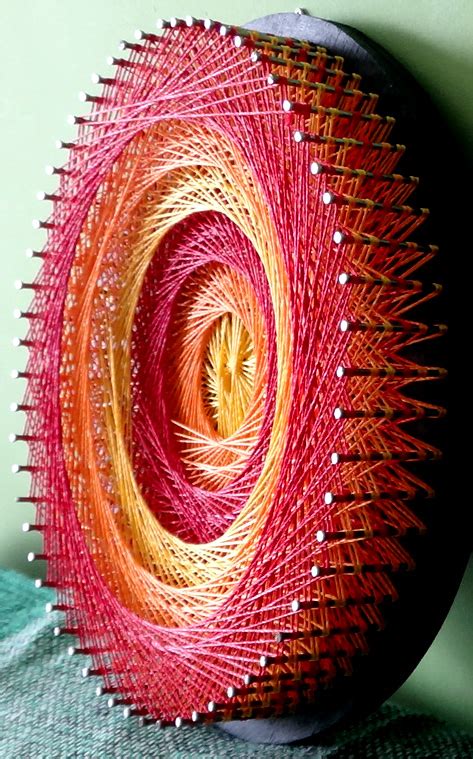 Art changes the way you see the world. Aline Campbell: string art | mandalas