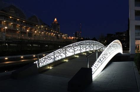 24 X 3m Illuminated Footbridge Chelsea Creek Cts Bridges Esi