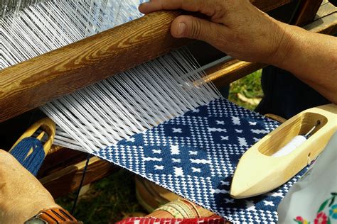 Weaving How To Make Your Own Cloth Pioneerthinking