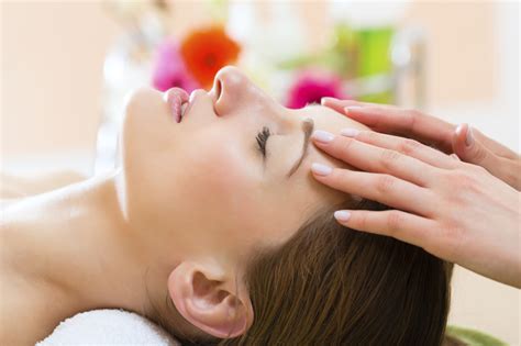 Woman Face Head Massage Hot Sex Picture