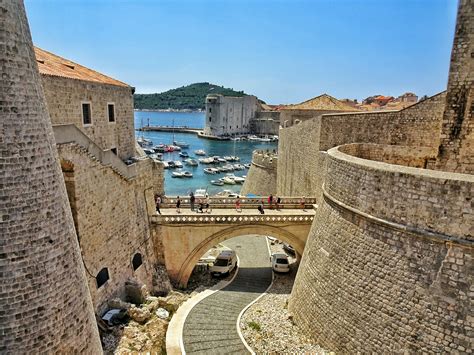 The Essential Travel Guide To Dubrovnik World Wanderista