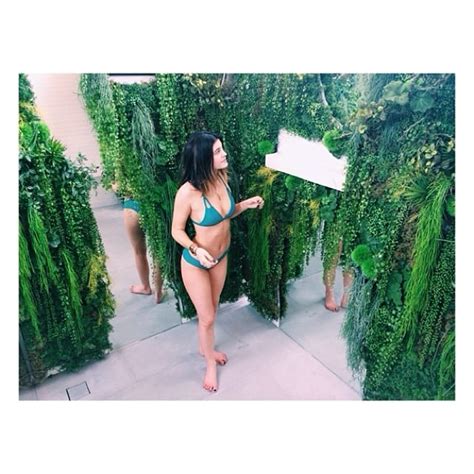Kylie Investigated An Outdoor Shower Kardashian And