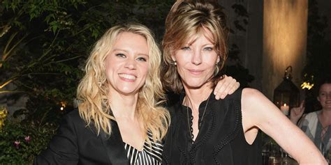 elle celebrates july cover star kate mckinnon at the second annual women in comedy event