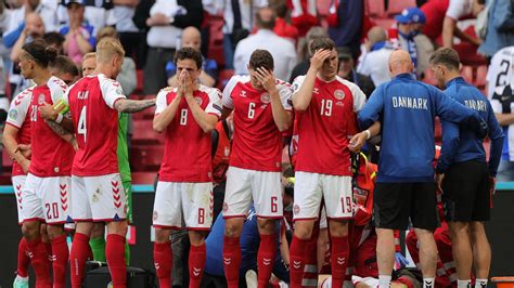 christian eriksen euro 2020 match between denmark v finland restarted after midfielder