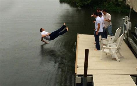 17 Divertidas Fotografías Capturadas En El Momento Exacto Que Te Harán