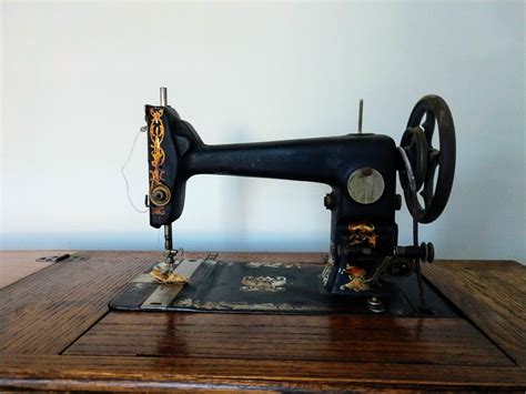 Id Vintage Sewing Machine 1897 Quiltingboard Forums