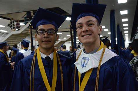 Photo Gallery 2017 Durant High School Graduation