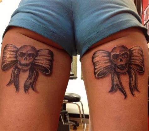 Girly Skull Tattoos Our Favourite Female Skull Designs