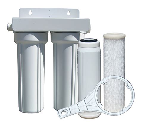 Not only do they save space, but they are highly efficient in removing over 99% of harmful particles. The Complete Guide to RV Water Filtration - Trek With Us