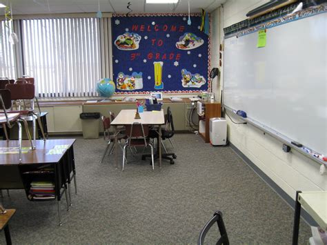 Mrs. Simon's Class: New Classroom Arrangement!