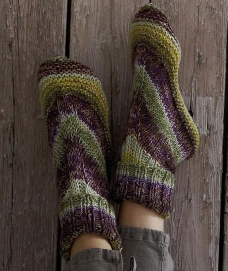 15 Knit Adult Slippers Boots Free Patterns Instructions With Pictures