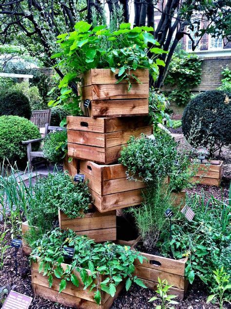 Ein vertikaler garten nimmt kaum platz ein. Vertikale Gärten für kleine Balkone & Terrassen ...