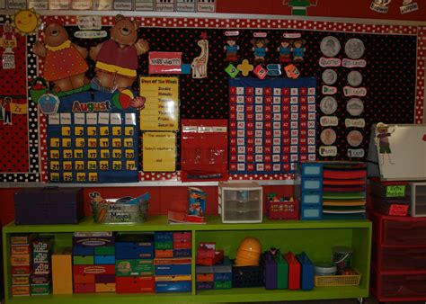 Mrs. Mayas' Kindergarten: Classroom Tour | Classroom tour, Classroom calendar, Classroom