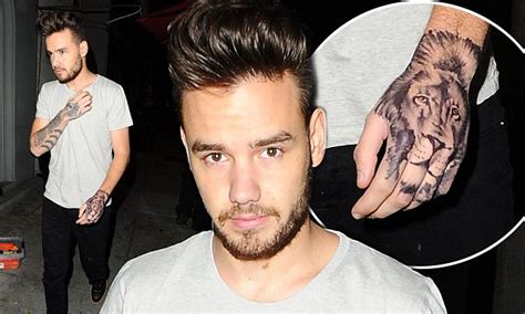 One direction member liam shows off new tattoo | tattoodo. One Direction's Liam Payne shows off HUGE new lion tattoo ...