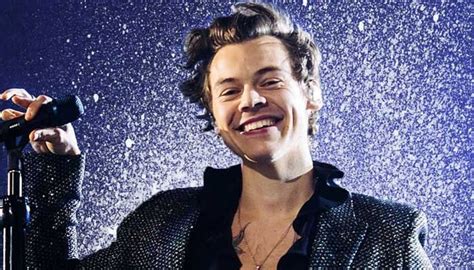 Harry Styles Reveals Therapy Made Him Feel More Alive