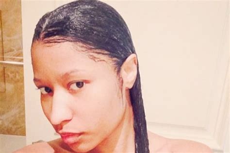 Nicki Minaj Topless Shower Pictures Posts Snaps Of Her