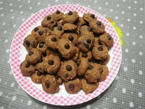 Telur merah sahaja 3 biji. Zara ♥ Baking: BISKUT CIP COKLAT BADAM