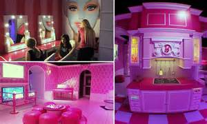 Worlds First Ever Life Size Replica Of Barbies Dreamhouse Opens As Tourists Flock To The
