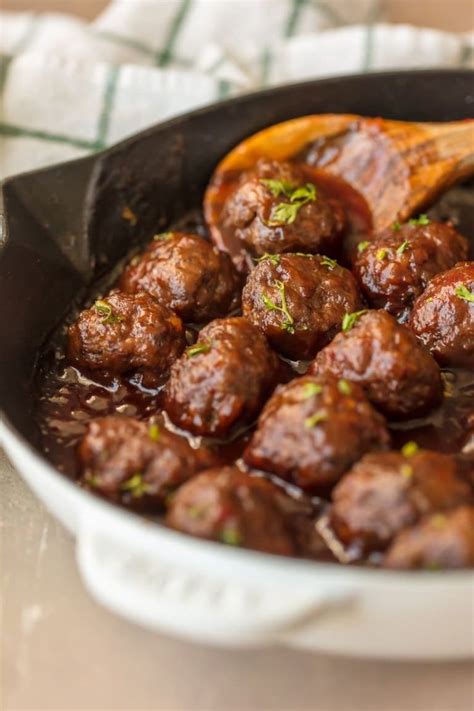 Sweet Spicy Cranberry Cocktail Meatballs Are The Perfect Holiday