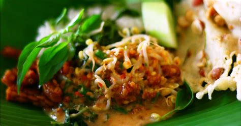Makanan ini adalah masakan yang berasal ketimun potomg dadi kecil cara membuat : Cara Membuat Gendar Pecel, Kuliner Khas Jawa Tengah Yang ...