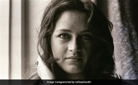 Nafisa Ali Turns Back Time With These Stunning Pics Of Herself At 20