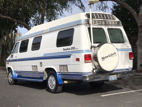 Chevy Roadtrek Popular Class B Motorhome Excellent Condition