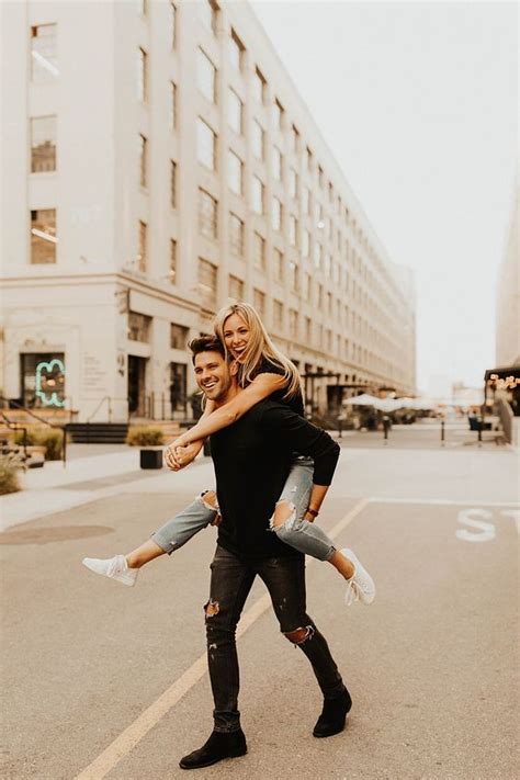 25 Incredibly Cute Couple Photos To Inspire Fancy Ideas About