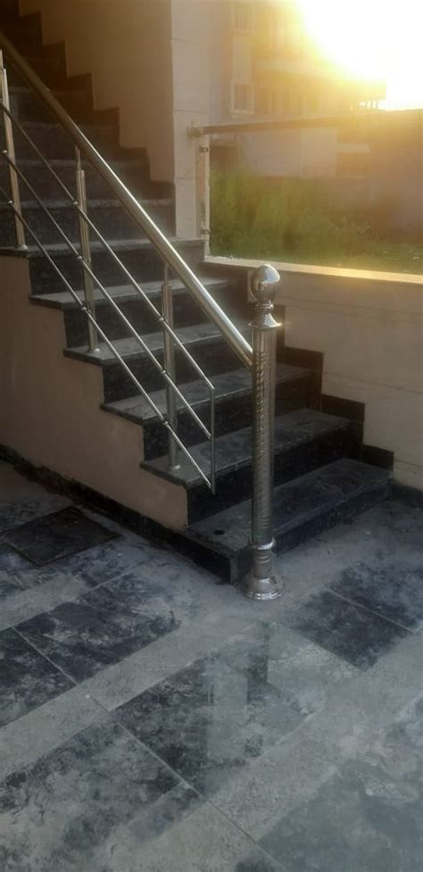 Stairs Aluminium Stainless Steel Railing For Home Mounting Type