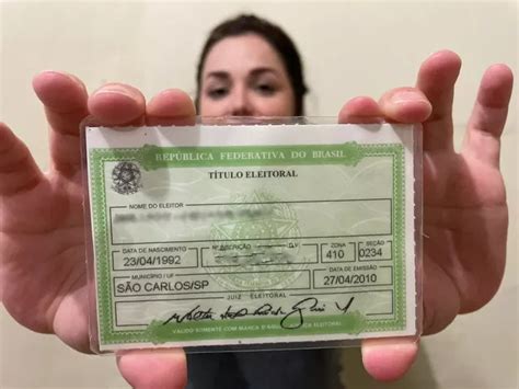 Prazo para tirar ou regularizar título de eleitor a tempo de votar em