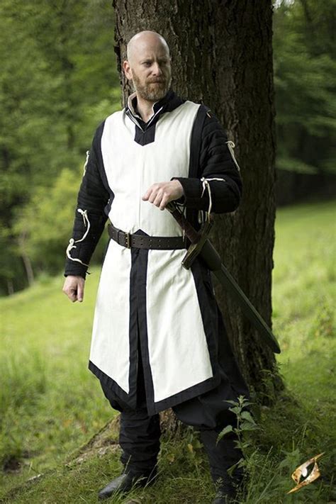 Basic Tabard This Tabard Is Best Worn In Combination With Medieval Garb