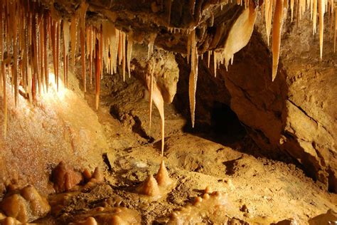 Visiting Treak Cliff Cavern In Castleton