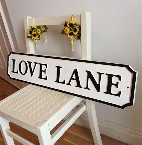 Love Lane Sign Mdf