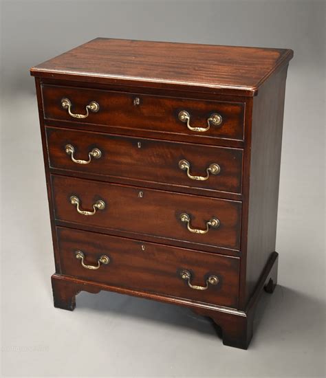 Late 19th Century Small Mahogany Chest Of Drawers Antiques Atlas