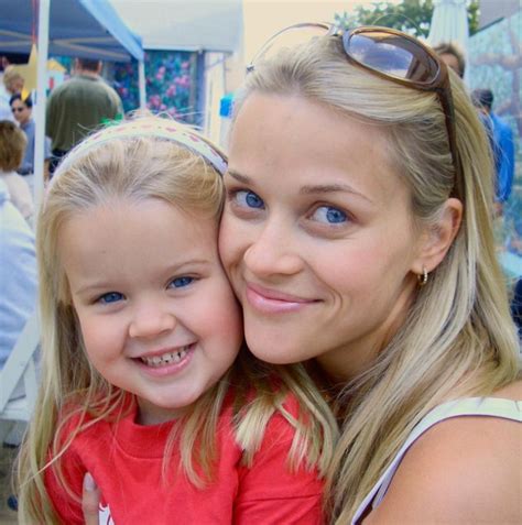 Twinning From Reese Witherspoon And Ryan Phillippes Birthday Tribute To Daughter Ava Phillippe