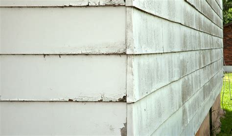 Homeowners Guide To Hardboard Siding Replacement