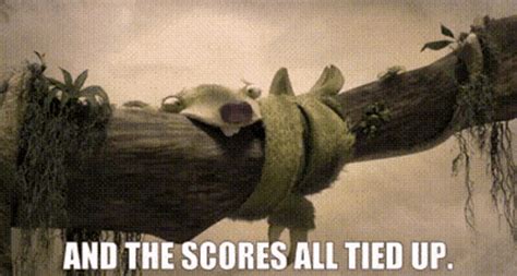 Ice Age Sid Gif Ice Age Sid And The Scores All Tied Up Descubre