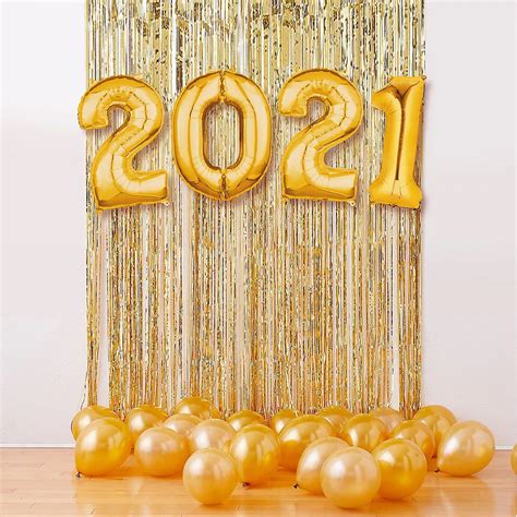 Gold New Years 2019 Balloon Backdrop Kit Party City