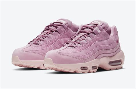 Nike Air Max 95 Appears In “pink Suede” Laptrinhx News