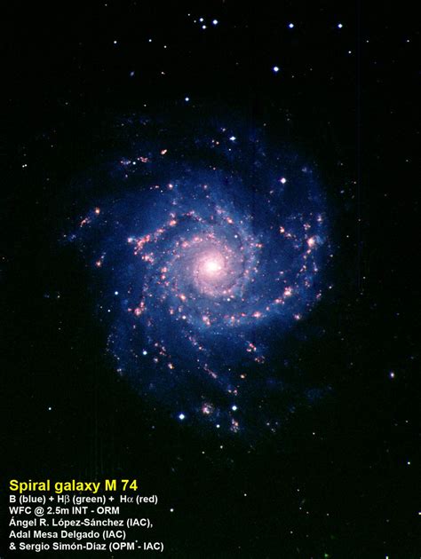 Also called arp 12, it's about 62,000 light years across, smaller than the milky way by a fair margin. Galaxia Espiral Barrada 2608 : La galaxia espiral barrada ...