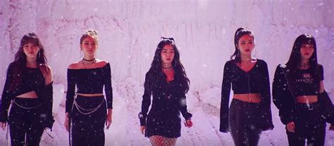 Bad boy and the perfect red velvet are overall representatives of red velvet's velvet side, in contrast to the brighter, more quirky red side, shown last year through other tracks including red flavor and rookie. since their start in 2014, the group has topped the world albums chart four. Red Velvet's "Bad Boy" not quite my tempo, but the group ...