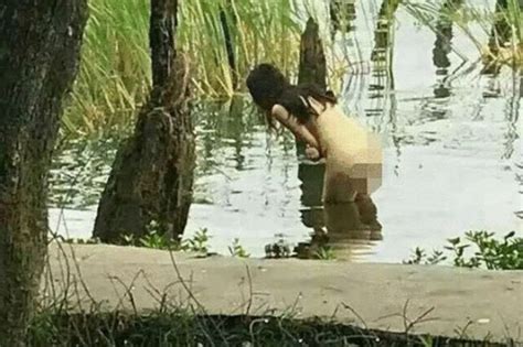Naked Woman In Viral Photo Shoot Says It Was All A Mistake