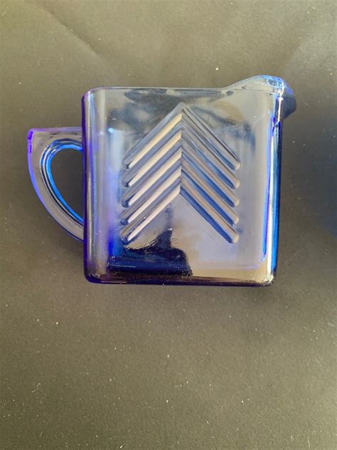 Rare Vintage Hazel Atlas COBALT RITZ BLUE GLASS Chevron CREAMER Milk
