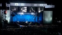 U2 - New Year's Day Live - YouTube