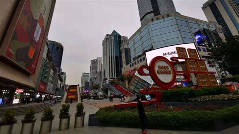 Huaqiang north specialist in shenzhen 深センや華強北に関する生の情報をお届けします! 変わりゆく世界最大の電気街 深圳・華強北博物館の貴重な記録：日経ビジネス電子版