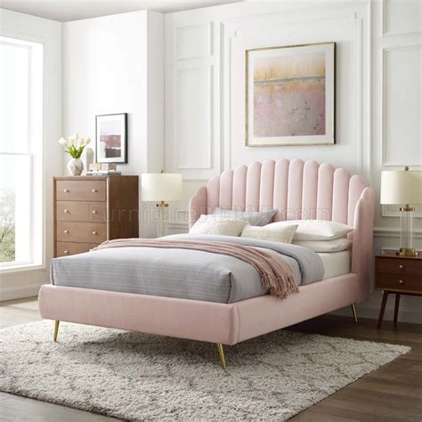 Lana Upholstered Platform Queen Bed In Pink Velvet By Modway