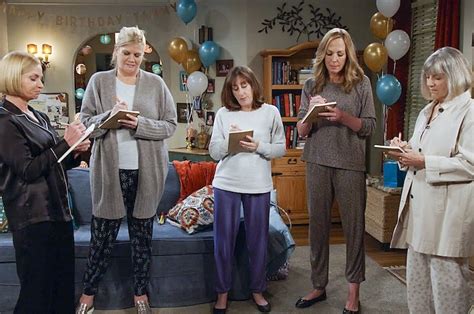 Tv Recaps Reviews Review Mom Bonnie Says Goodbye To Christy While