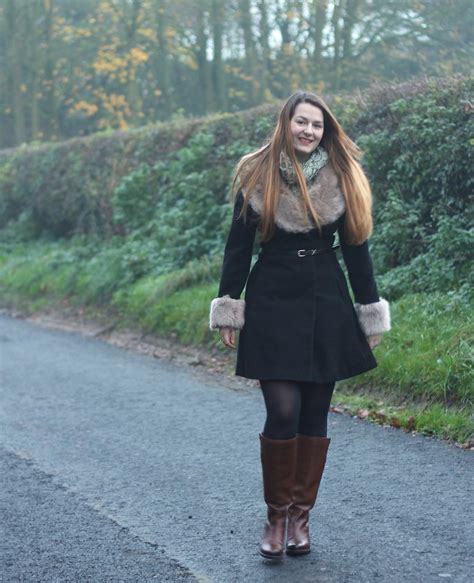 Not only is it the best way to give your exhausted black coat a rest, but the golden color makes every outfit feel a little more sophisticated and refined. Fur Collar & Cuffs - Rebel Angel