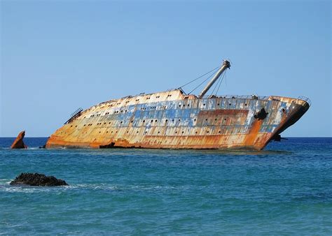 Mayday The 10 Deadliest Shipwrecks In History Insider Monkey