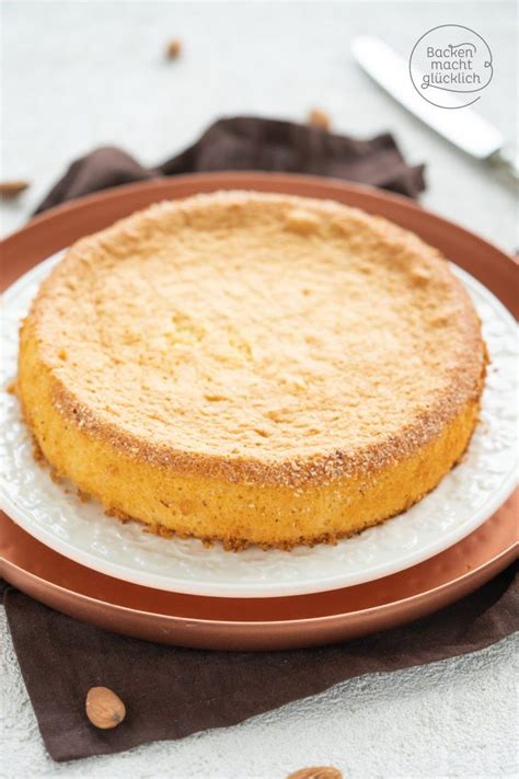 Nur 2 zutaten und ein bisschen rühren. Marzipankuchen aus 2 Zutaten | Backen macht glücklich ...